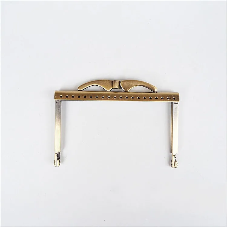 LIONSEN DIY10.5cm  Barge foot Metal Purse Frame Handle Kiss Clasp Lock for DIY Bag Sewing Craft Tailor Accessories