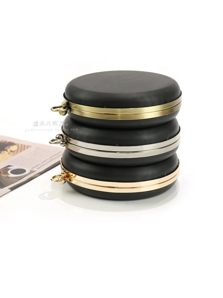 Handles DIY Handbag Kiss Twisted Lock Buckle Bag Accessories 15.5 Cm 18cm 20 Cm Metal Clasps Dinner Round Box Purses Frame