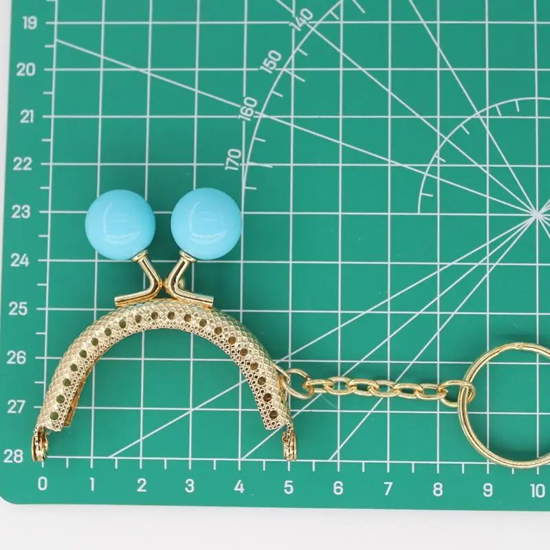 10PCS Super Lovely 5CM Light Golden Metal Purse frame Colorful Bead Head with KeyChain frames Kiss Clasp DIY Bag Accessory