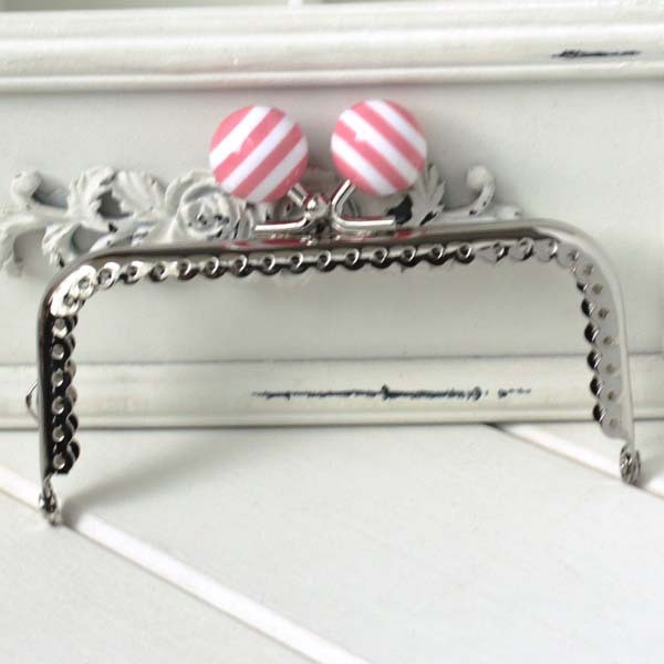 10PCS/LOT stripe lollipop Candy bead Metal Purse frame Kiss Clasp 10.5cm silver glaze lace Metal-opening Bags
