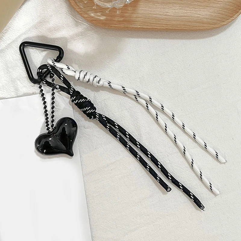 Fashionable Heart Leather Rope Keychain Heart-shaped Y2K Bag Pendant Ornaments Mobile Phone Lanyard Gifts Bag Accessories 