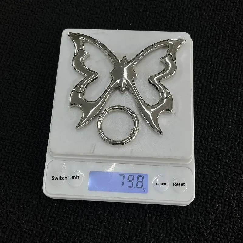 Hollow Out Butterfly Zinc Alloy Keychain Mountaineering Belt Buckle Bag Pendant Keyring Carabiner Waist Hanging Keychain