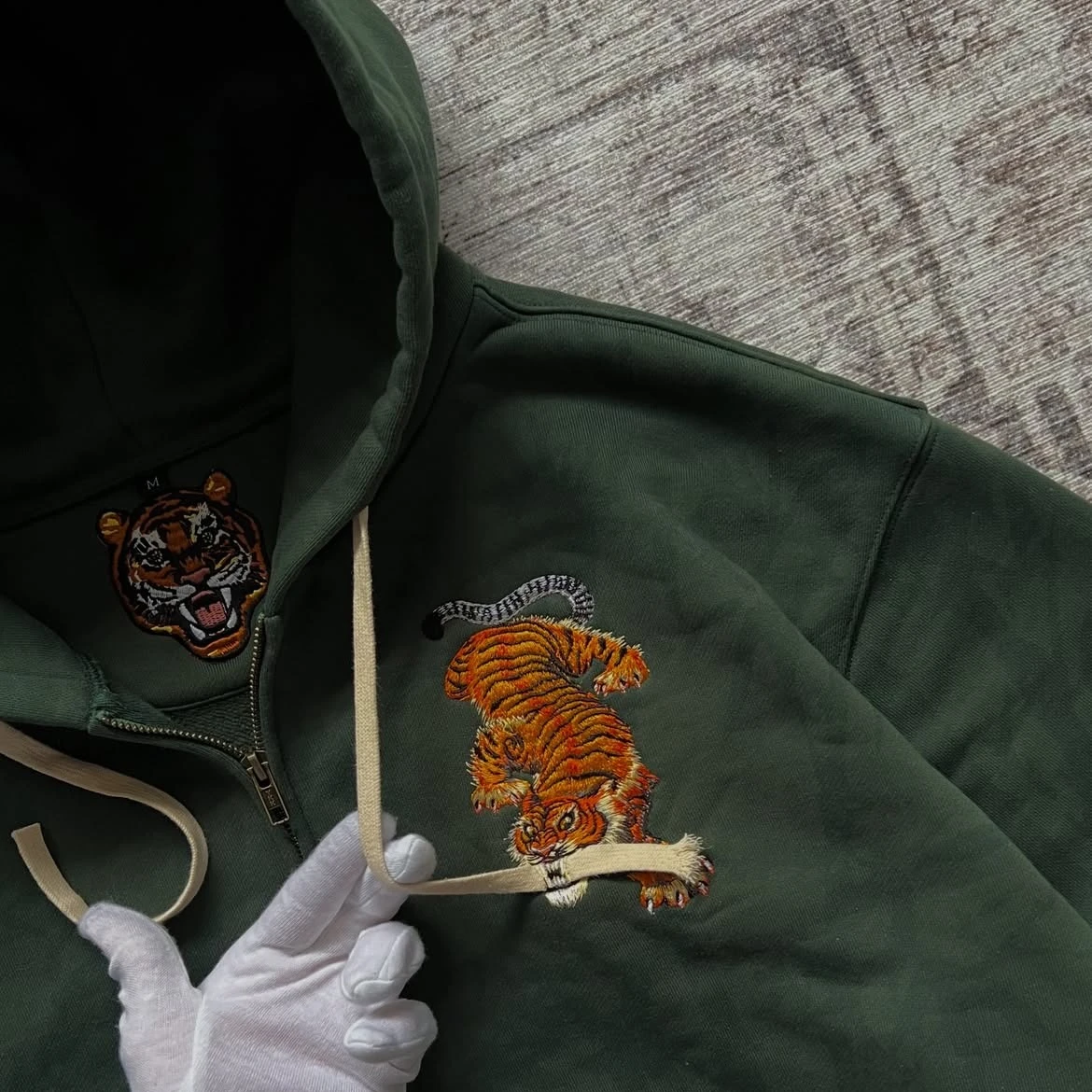 Y2K Grey Wolf Embroidered Hoodie Fashion Hip Hop Unisex Double Zipper Sweatshirts Oversized Vintage Harajuku Dark Street Jacket