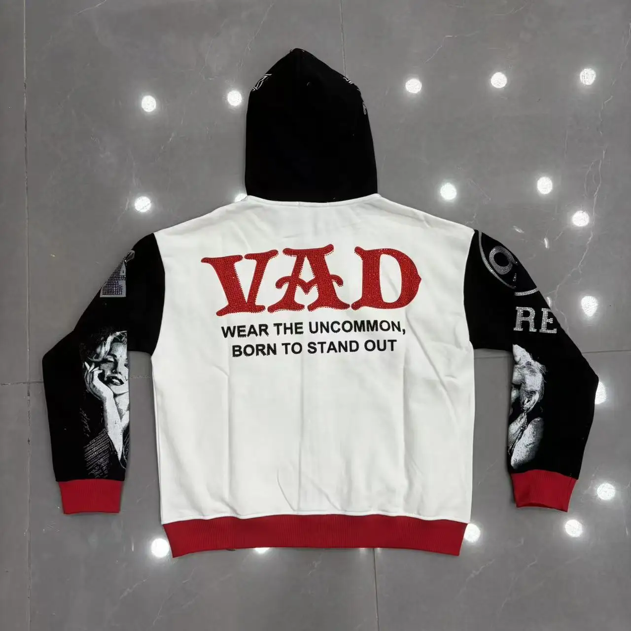 Streetwear Shinning Diamond Zipper Hooded Hoodie for Men Oversized Loose Streetwear Cardigan Rhinestone Sweatshirt Jacket