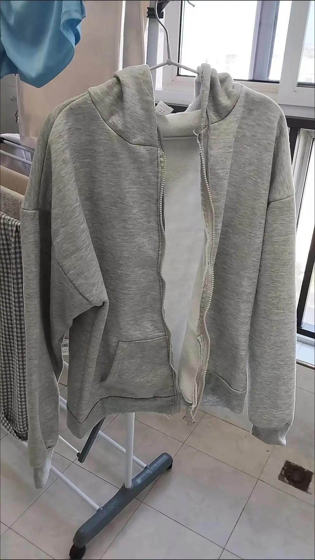 Fashionable Men's New Fleece Hooded Sweatshirt Men's Versatile Cold Resistant Casual Hoodie Men's Cardigan Jacket