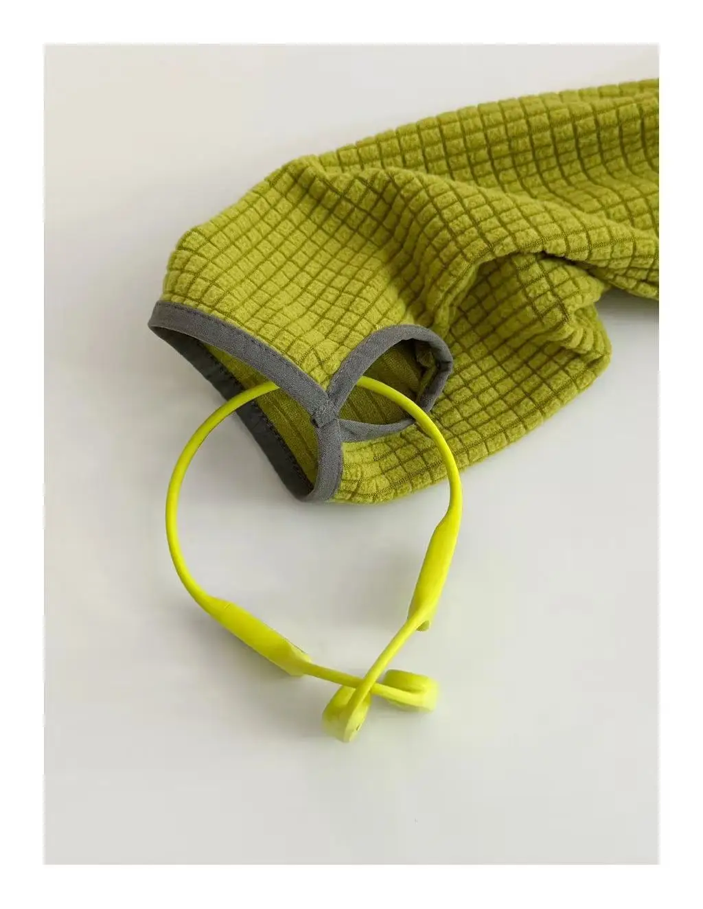 Unisex Waffle-Knit Fleece Hoodie – Warm & Breathable Outdoor Pullover for Autumn & Winter, Perfect for Couples & Active Wear