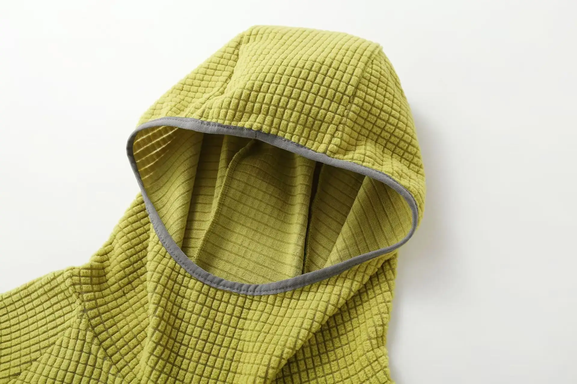 Unisex Waffle-Knit Fleece Hoodie – Warm & Breathable Outdoor Pullover for Autumn & Winter, Perfect for Couples & Active Wear
