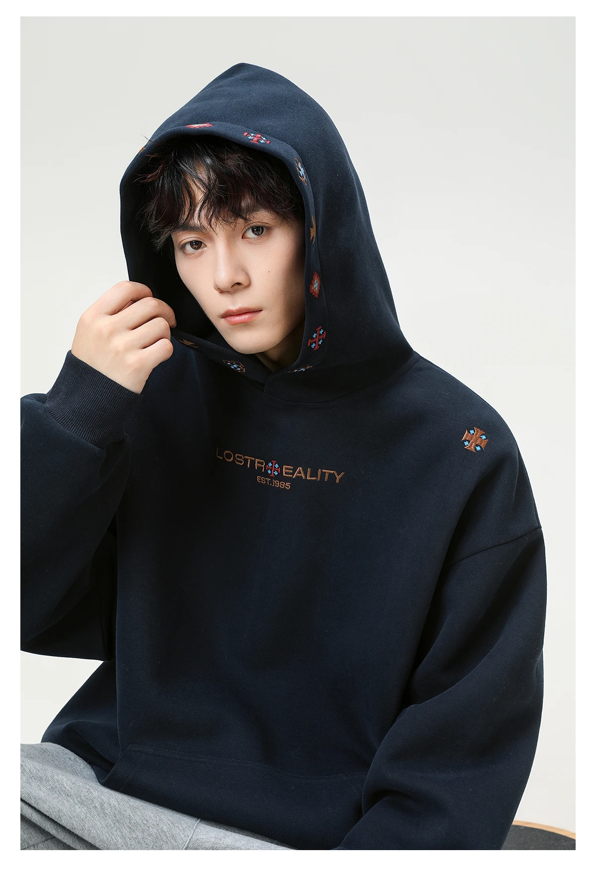 Vintage Heavyweight Embroidered Hoodie Men's 2025 Fall Streetwear Oversized American High Street Pullover Sweatshirt