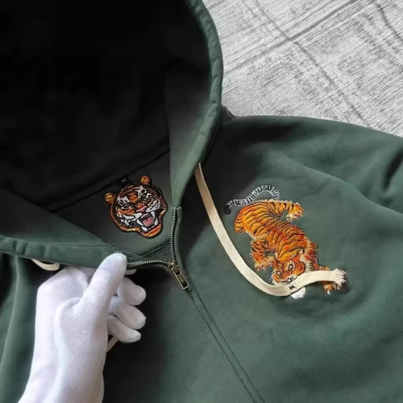 American Retro Tiger Embroidery Zip Hoodies Man Spring Loose Street Style Casual Long Sleeve Tops Female Daily Fashion Outerwear