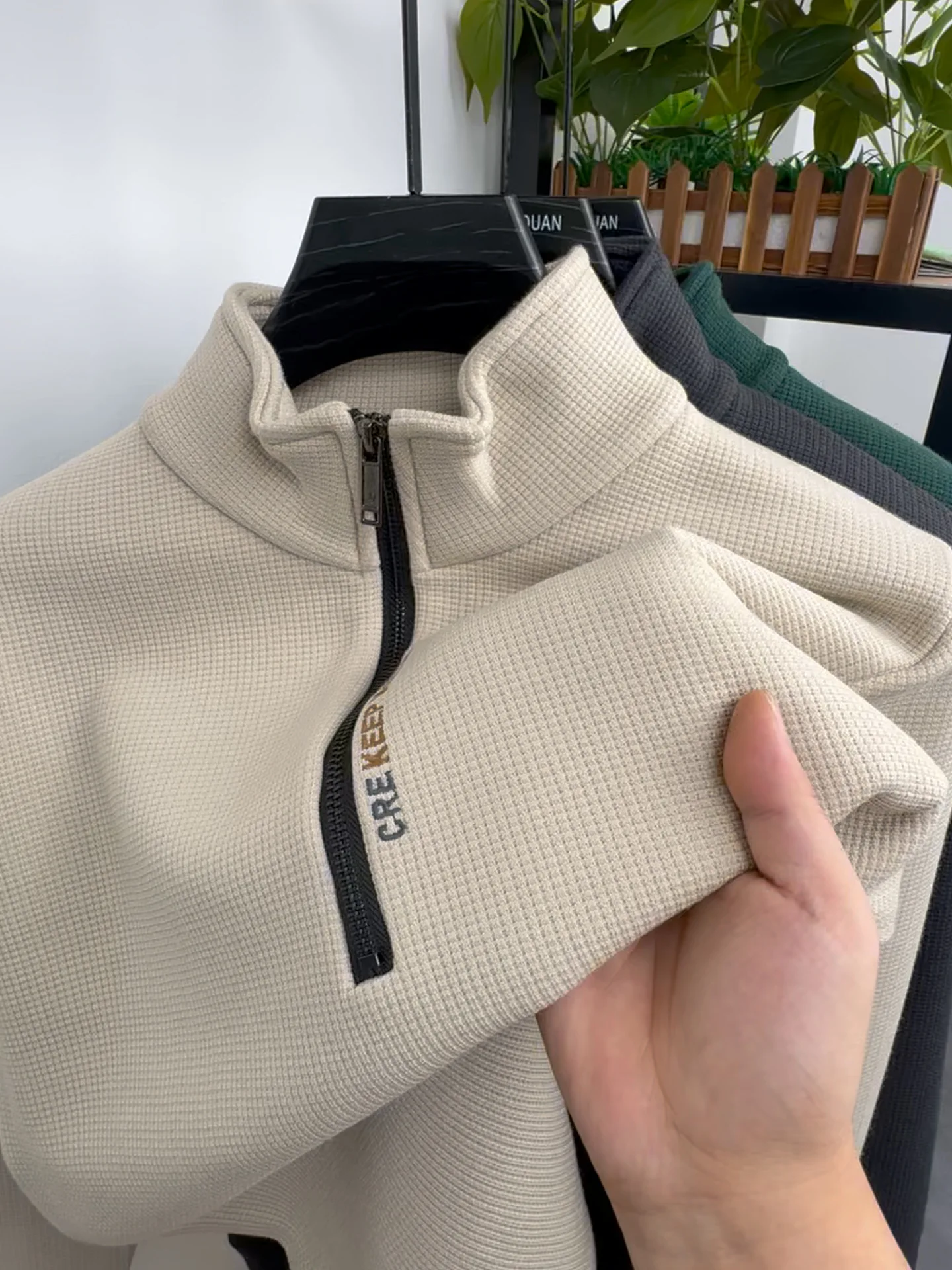 New Autumn Winter Men's Half Zipper Hoodies Fashion Casual Social Men Pullover Tops Stand Collar Warm Thicken Fleece Sweatshirts