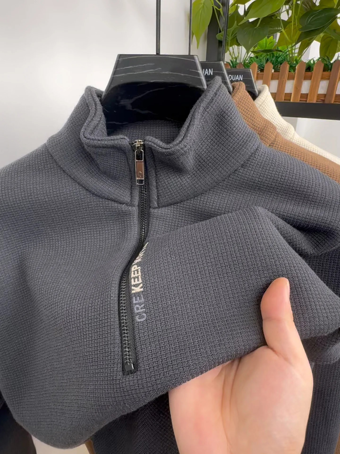 New Autumn Winter Men's Half Zipper Hoodies Fashion Casual Social Men Pullover Tops Stand Collar Warm Thicken Fleece Sweatshirts