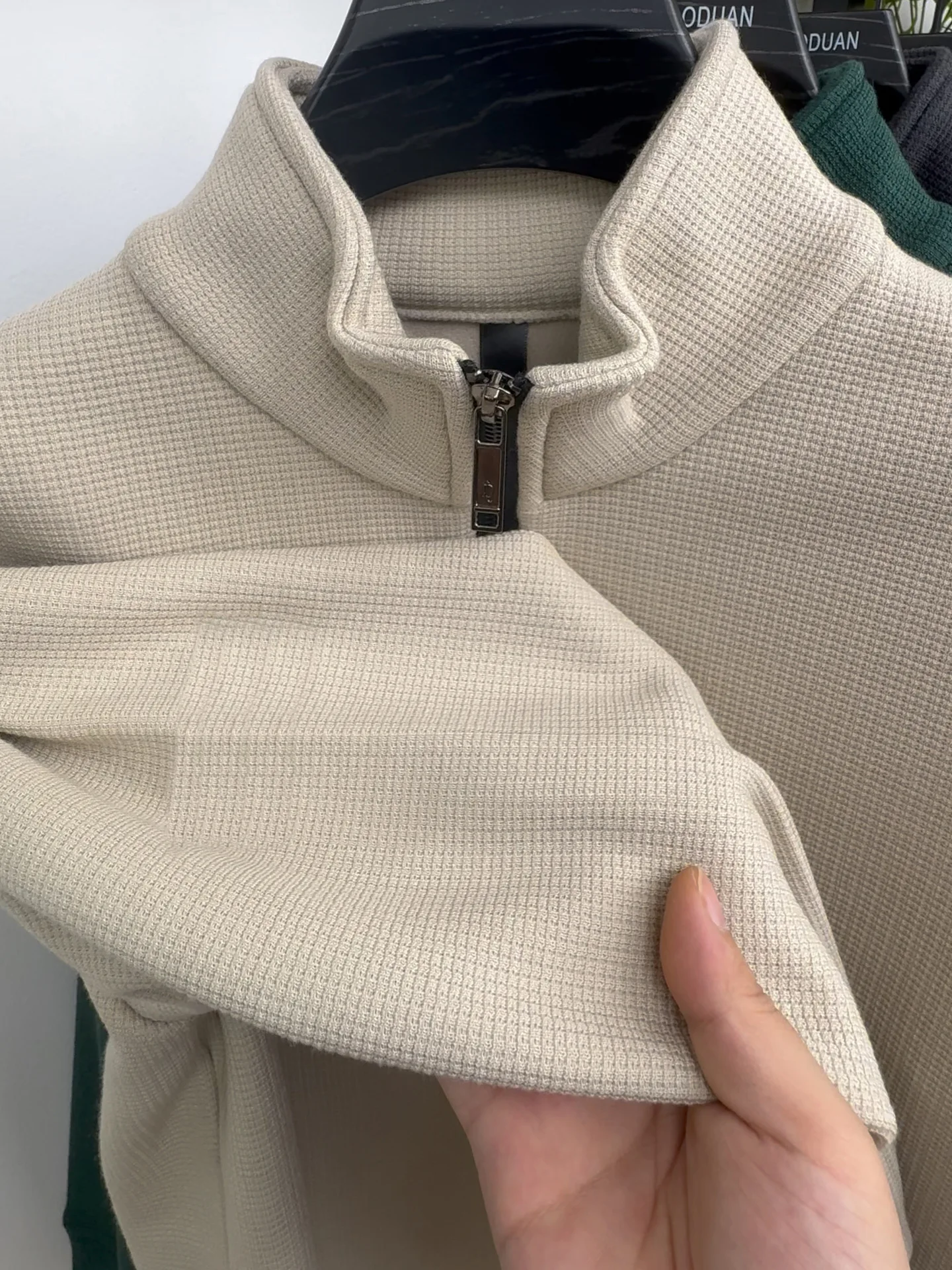 New Autumn Winter Men's Half Zipper Hoodies Fashion Casual Social Men Pullover Tops Stand Collar Warm Thicken Fleece Sweatshirts