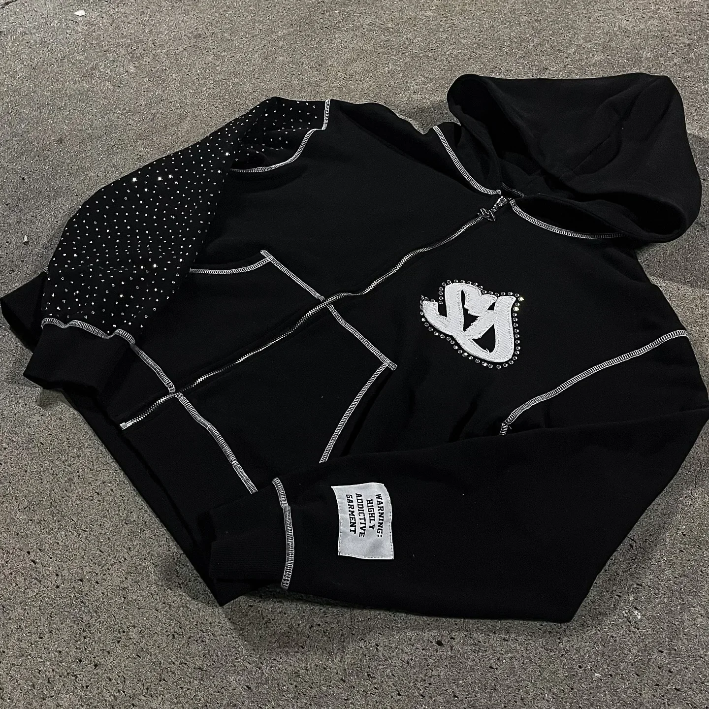 Y2k Streetwear Retro Men Embroidery Personalized Diamond Oversized Hoodie Men Women Harajuku Gothic Casual Sweatshirt