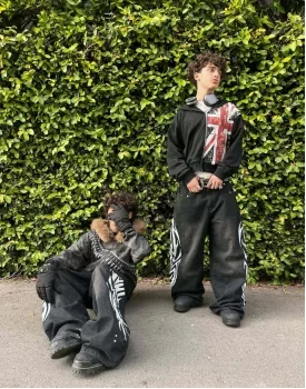 2025 Men and women British flag printed hoodie Fashion casual zipper sweatshirt trendy neutral soft and comfortable fabric