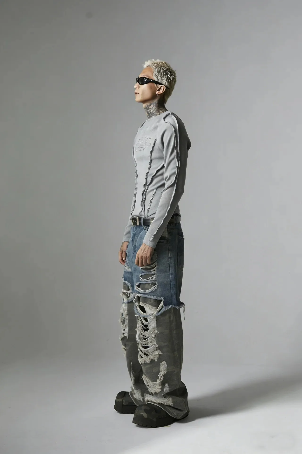 PFNW Fashionable Washed Distressed Slim Fit Top Men's Round Neck Casual Long Sleeved T-shirt 2026 Spring New 28L1595