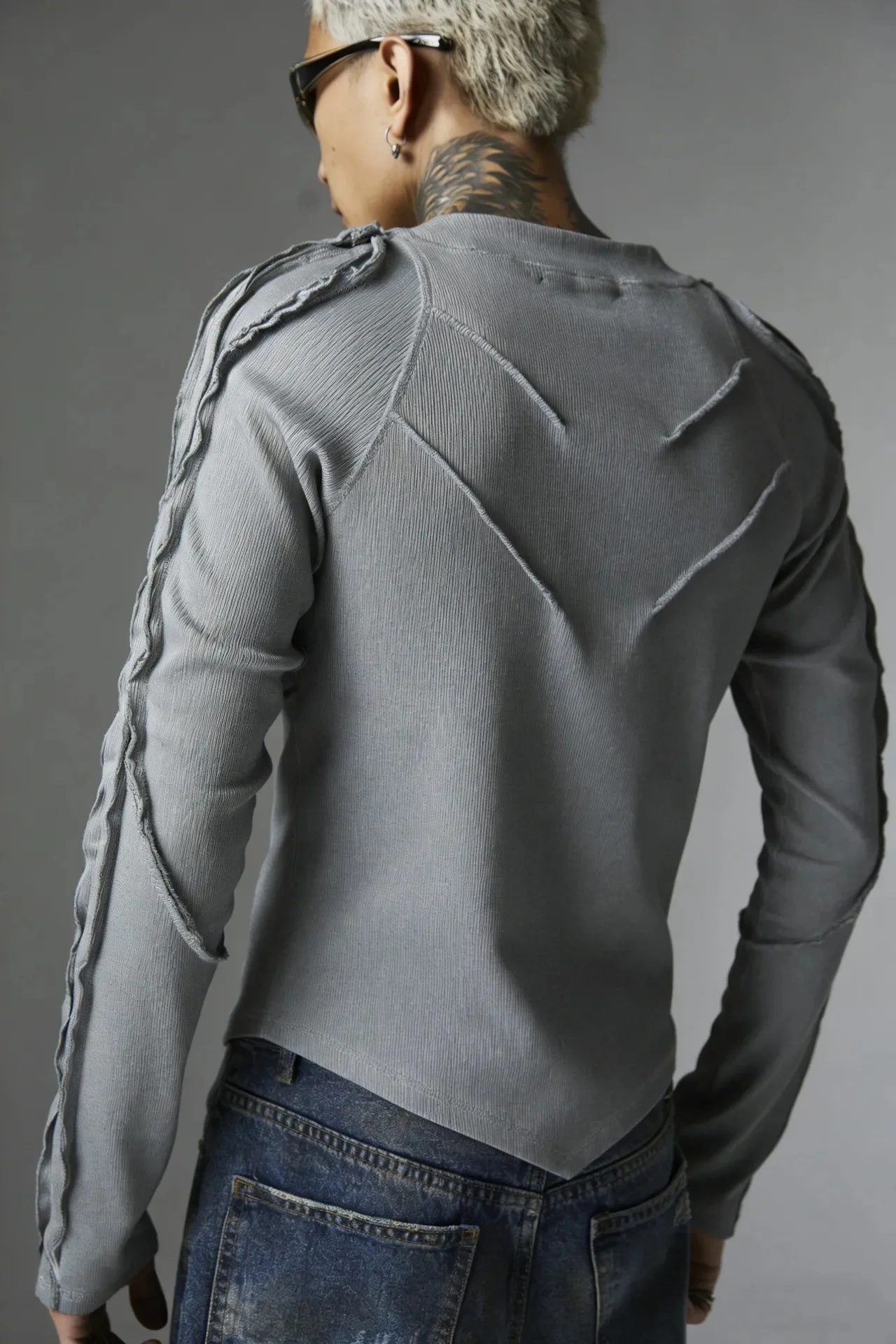 PFNW Fashionable Washed Distressed Slim Fit Top Men's Round Neck Casual Long Sleeved T-shirt 2026 Spring New 28L1595