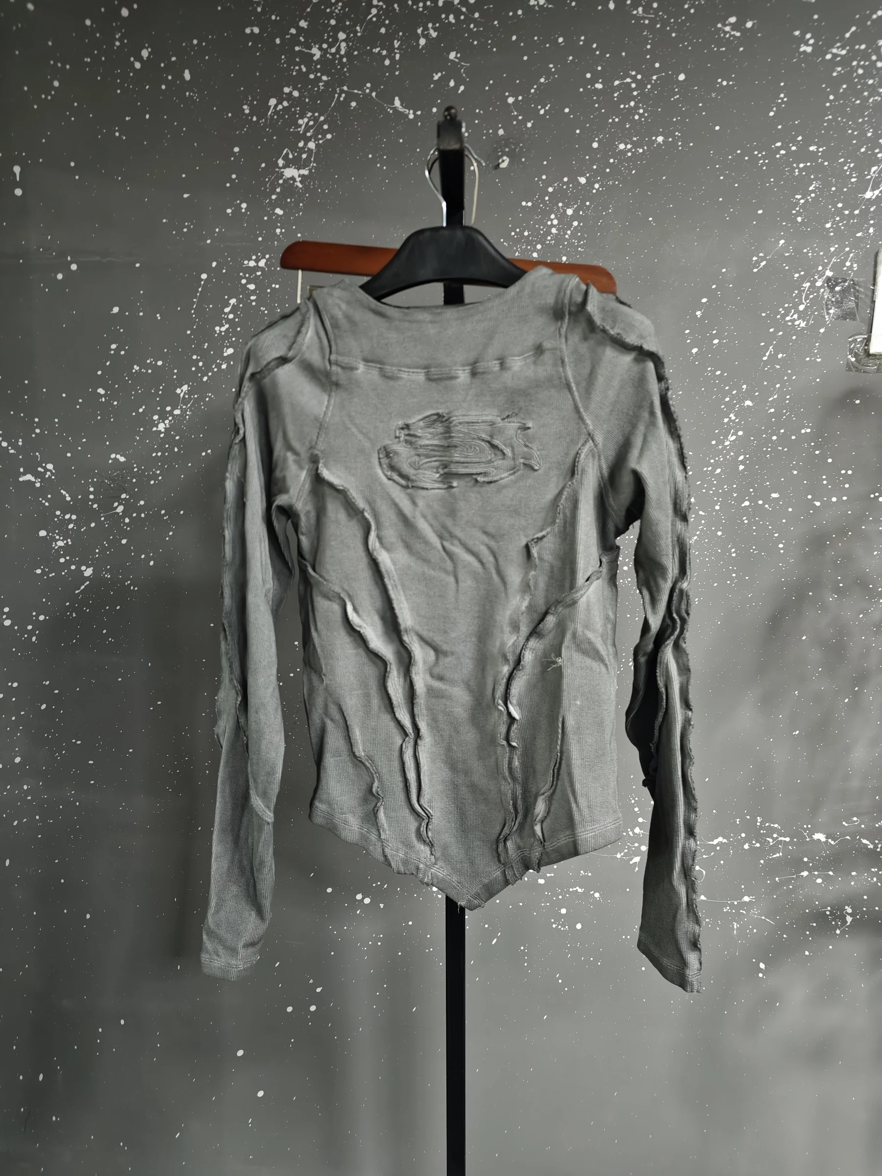 PFNW Fashionable Washed Distressed Slim Fit Top Men's Round Neck Casual Long Sleeved T-shirt 2026 Spring New 28L1595