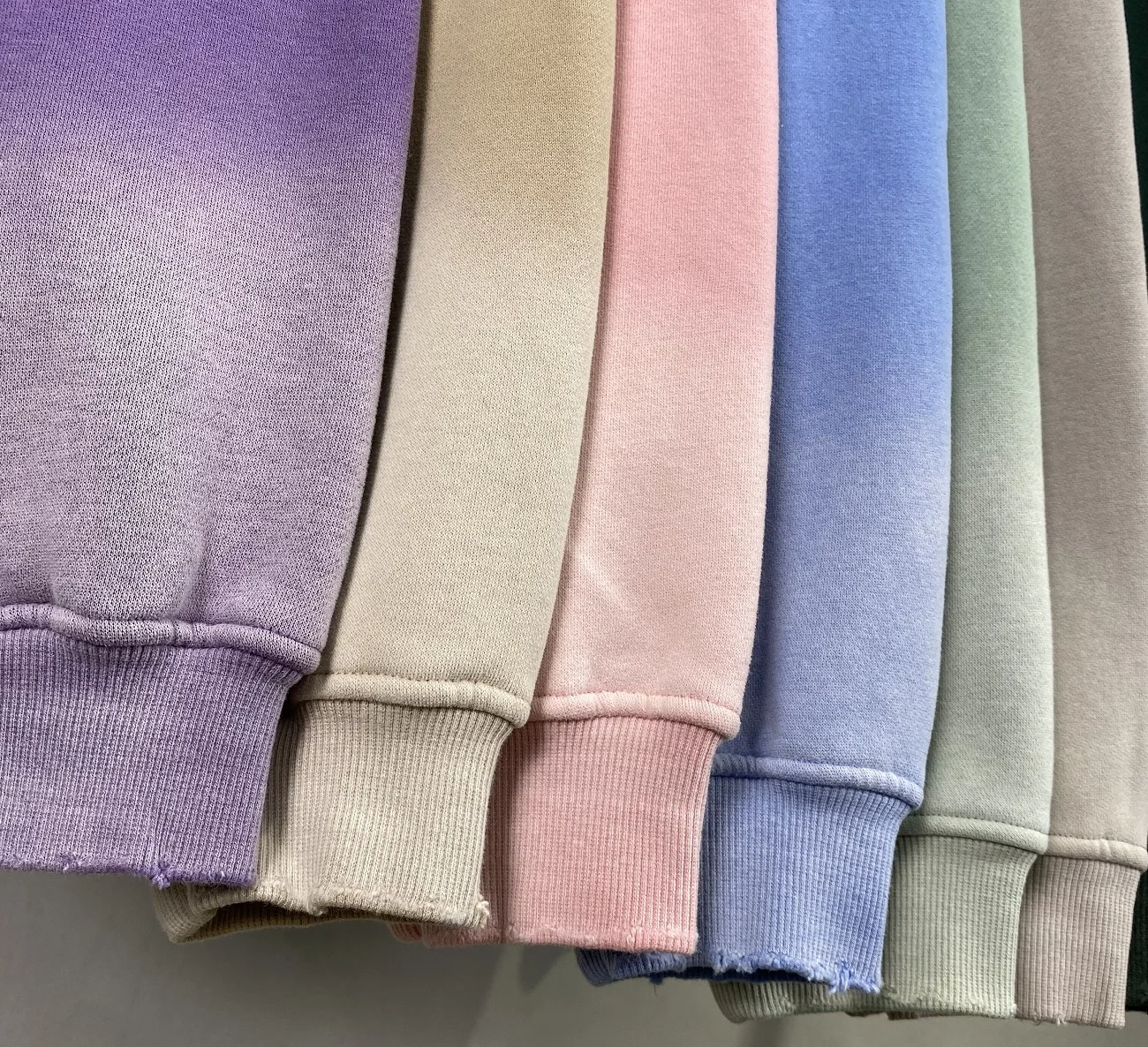 Autumn and Winter Acid Wash Spray Dyeing Baggy Hoodies Distressed Hip Hop Gradient Pullover Unisex Oversize Hooded Sweatshirts