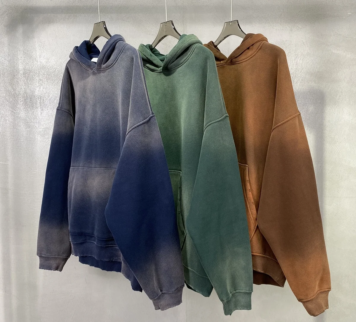 Autumn and Winter Acid Wash Spray Dyeing Baggy Hoodies Distressed Hip Hop Gradient Pullover Unisex Oversize Hooded Sweatshirts