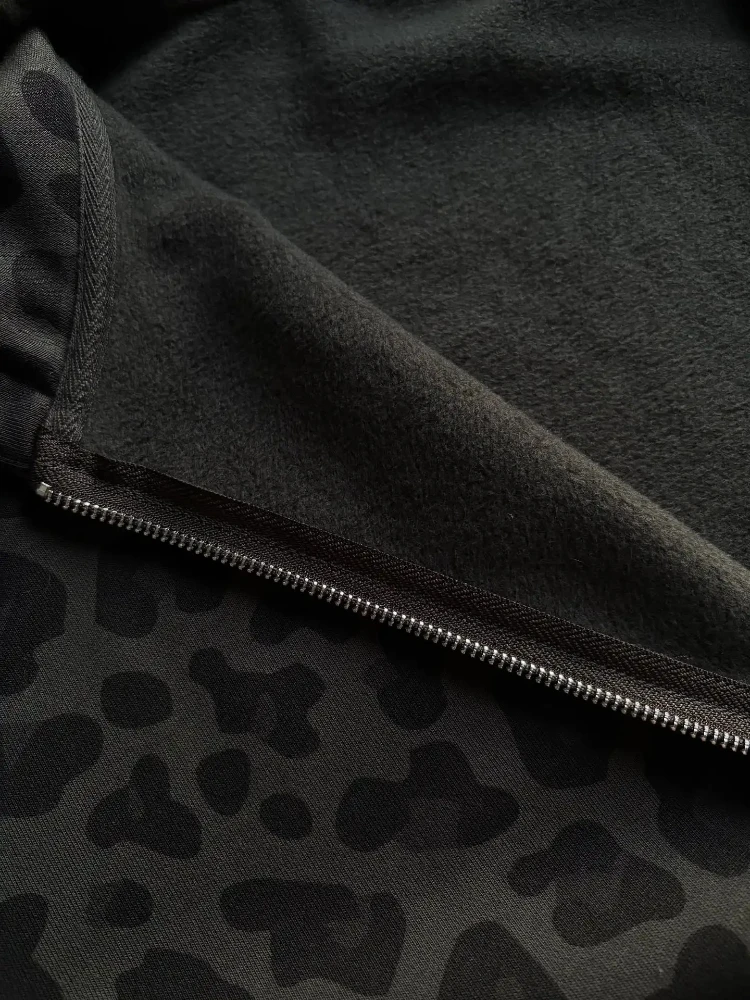 Y2K Zipper Hooded Sweatshirt for Autumn and Winter Retro Leopard Print Hooded Sweatshirt for Men and Women Loose Design Clothes