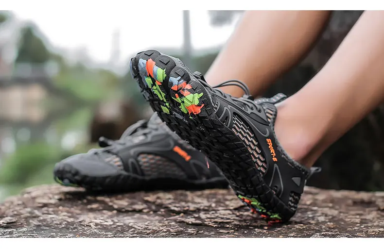 Men's Quick-Dry Breathable Aqua Shoes Men Women Couples Outdoor Beach Five Finger Swimming Hiking Wading Upstream Sneakers