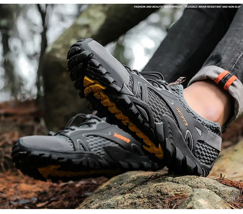 Men's Solid Color Creek Tracing Water Shoes Outdoor Beach Swimming Mountaineering Shoes Breathable Quick-Dry Aqua Shoes
