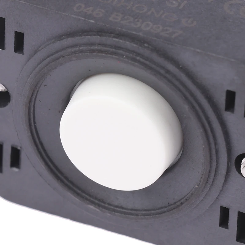 1PC Diaphragm Water Pump Pressure Switch For FL30 FL31 FL32 FL34 FL35 FL40 FL43 FL44 Pressure Switch Connector Accessories