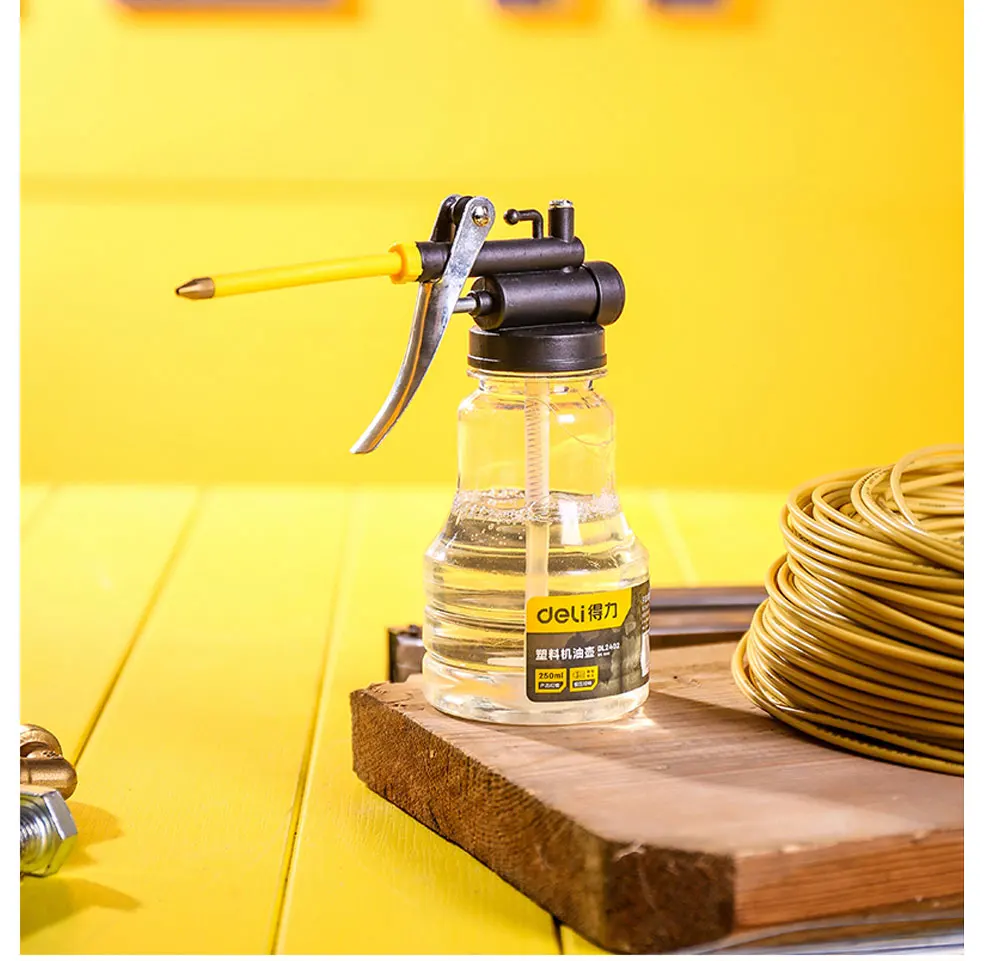 Deli Clear Oil Can High Pressure Oiler Grease Gun Extended Sprinkler Plastic Oil Pump Cans Mini Home Injector Can 180-500ml