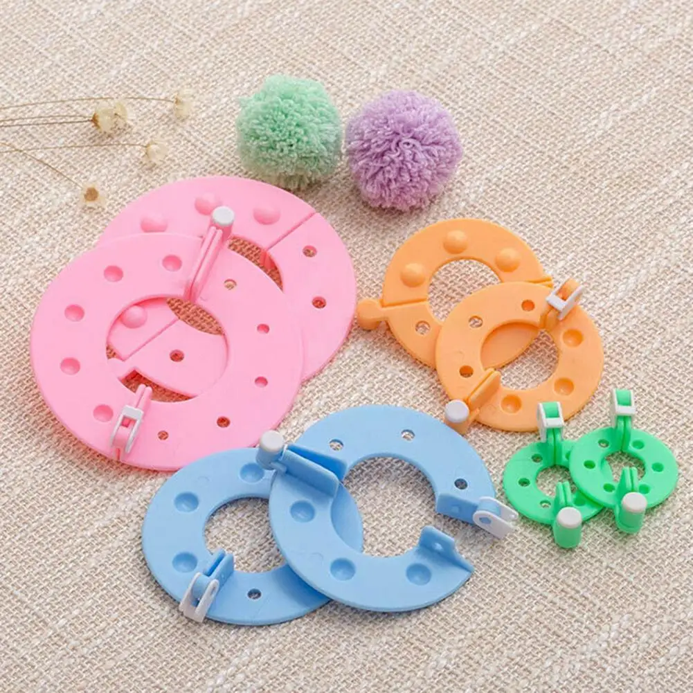8pcs Wool Ball Maker Knitted Tools Yarn Pompon Wool Plush Ball Set Fluff Ball Wool Ball Production Tools Pompoms DIY Woolen Tool