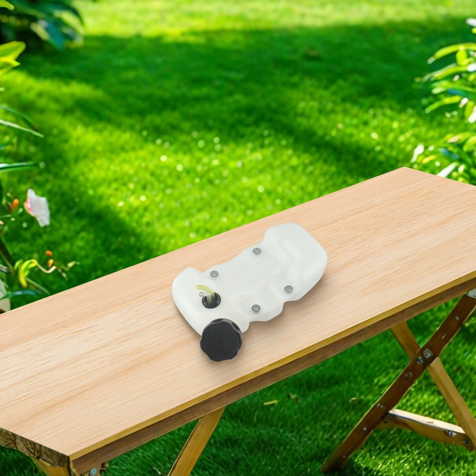 Brush Cutter Parts Brush Cutter Oil Tank Lawn Care Outdoor Maintenance Smooth And Efficient Operation User-friendly Design