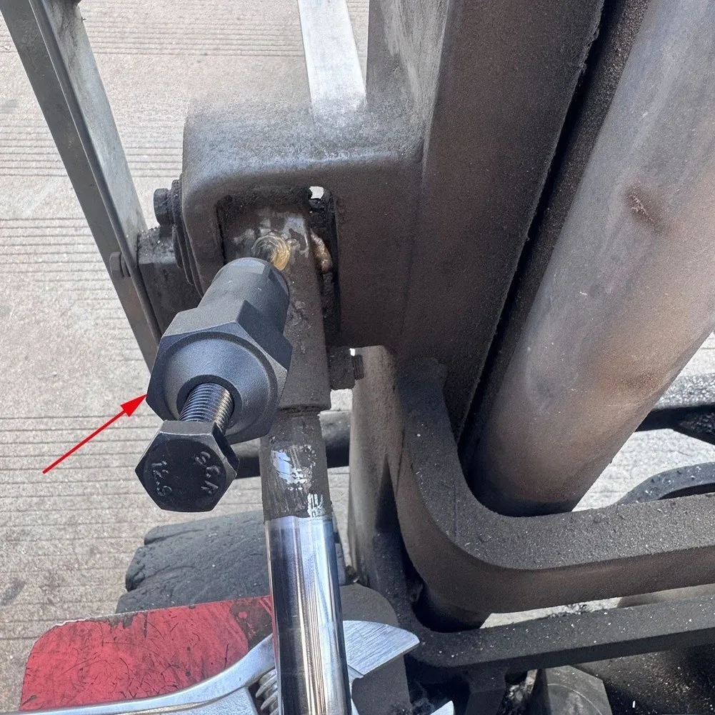 High-Pressure Grease Fitting Unclogging Tool 600psi Carbon Steel Spiral Pressure Design for Blocked Lubrication Lines