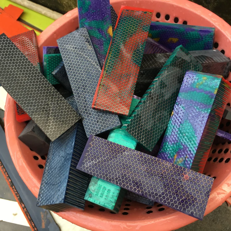 1piece C-Tek Snake Skin Honeycomb Resin Plate Patch Material for DIY Knife Making Handle Material 120x40x8mm