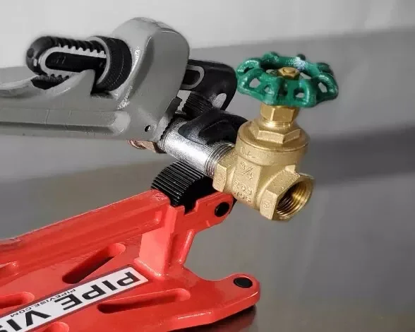 Pipe Vise APV01 Bigfoot Ultra Light 1.5" Aluminum Pipe Vise Pipe clamps and brackets