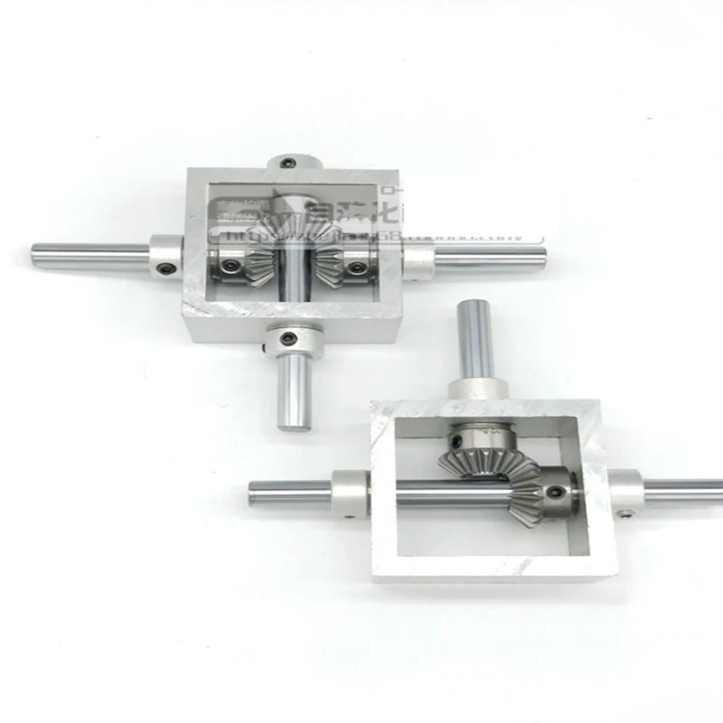 Transmission Reversing Gearbox Dual Output Shaft Bevel Gear Angle Converter Speed Ratio 1:1 Alloy Frame 90 Degree Right Angle