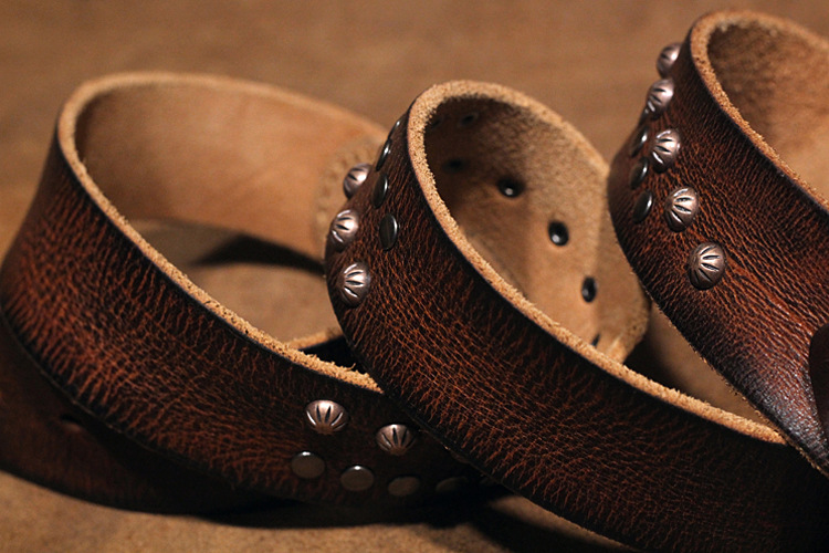 Mens Punk Belt Pin Buckle Genuine Leather Skull Rivet Belt For Man Joker Jeans Designer Exclusive Cowskin Leather Belt For Jeans