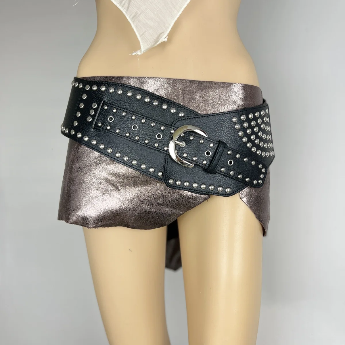 Y2K Harajuku High Street Personality Rivet Decoration Wide Belts For Women Vintage Punk Spice Girl Waistband Cinturones De Mujer