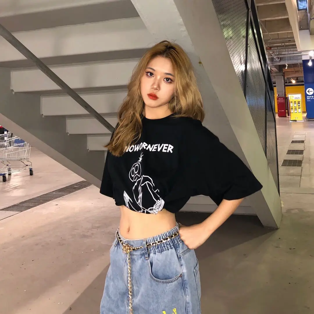 Chain Belt Women's Fashion Narrow Metal Belts Trim with Skirt Blouse Thin Waist Chain Gold Silver