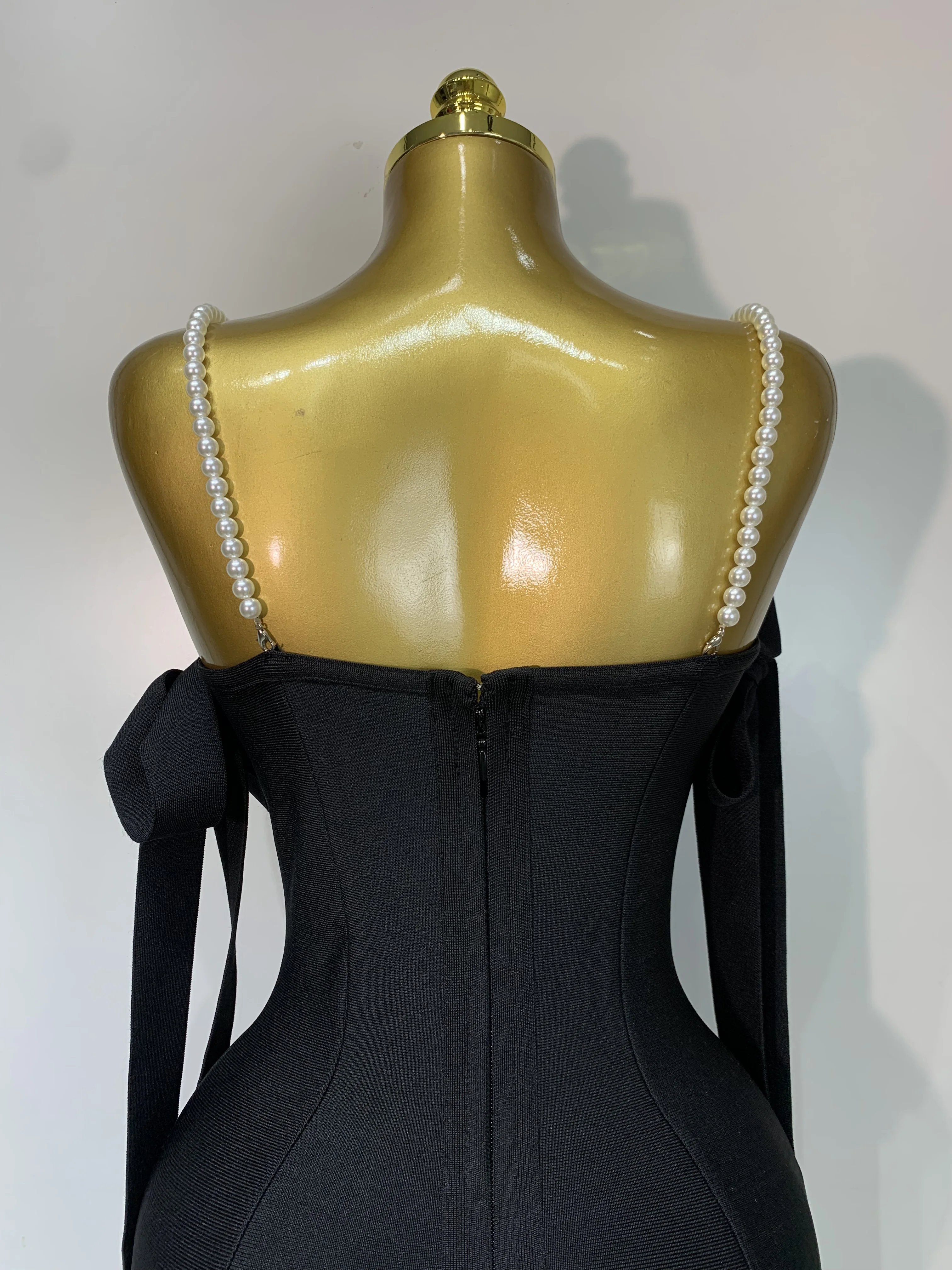 Women Sexy Backless Pearl Diamonds Crystal Bodycon Bandage Dresses Celebrity Elegant Evening Party Club Dress Vestido