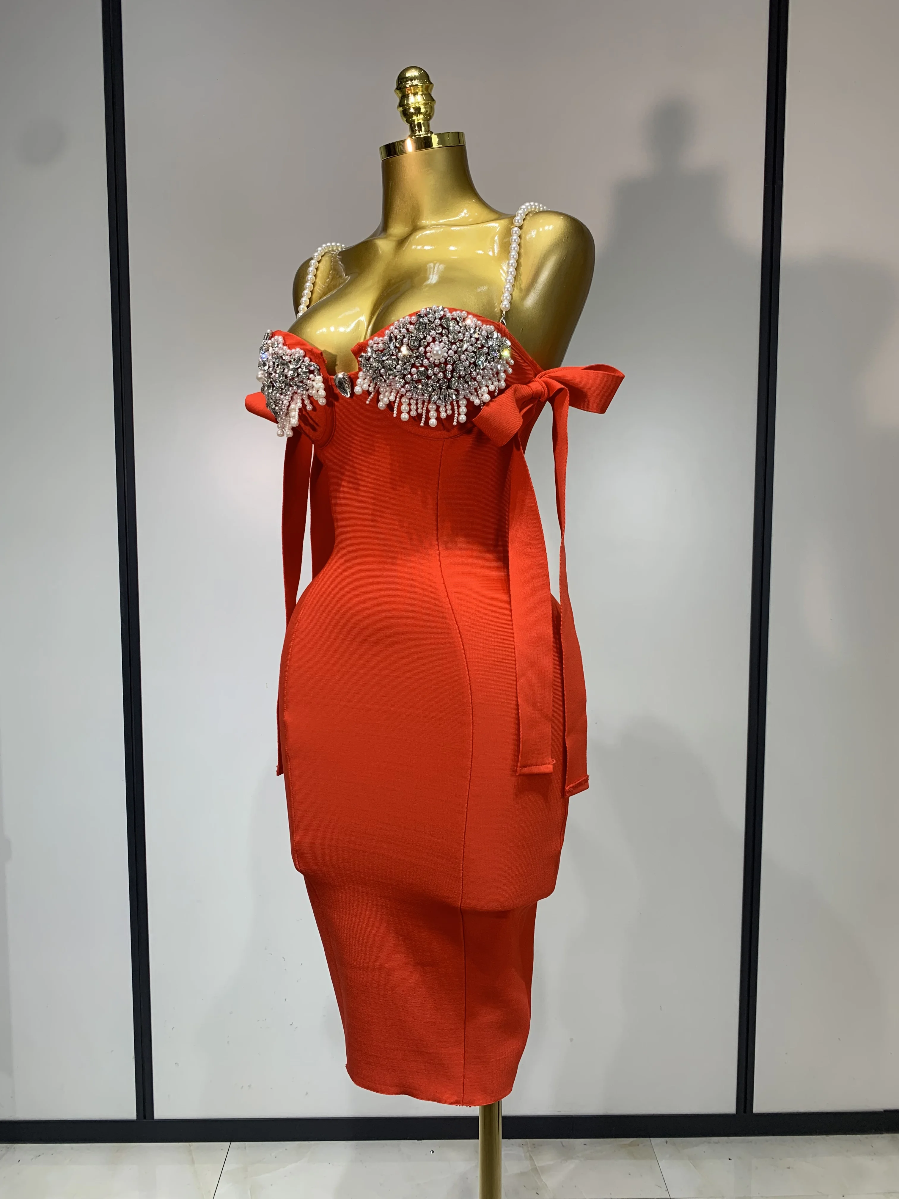 Women Sexy Backless Pearl Diamonds Crystal Bodycon Bandage Dresses Celebrity Elegant Evening Party Club Dress Vestido