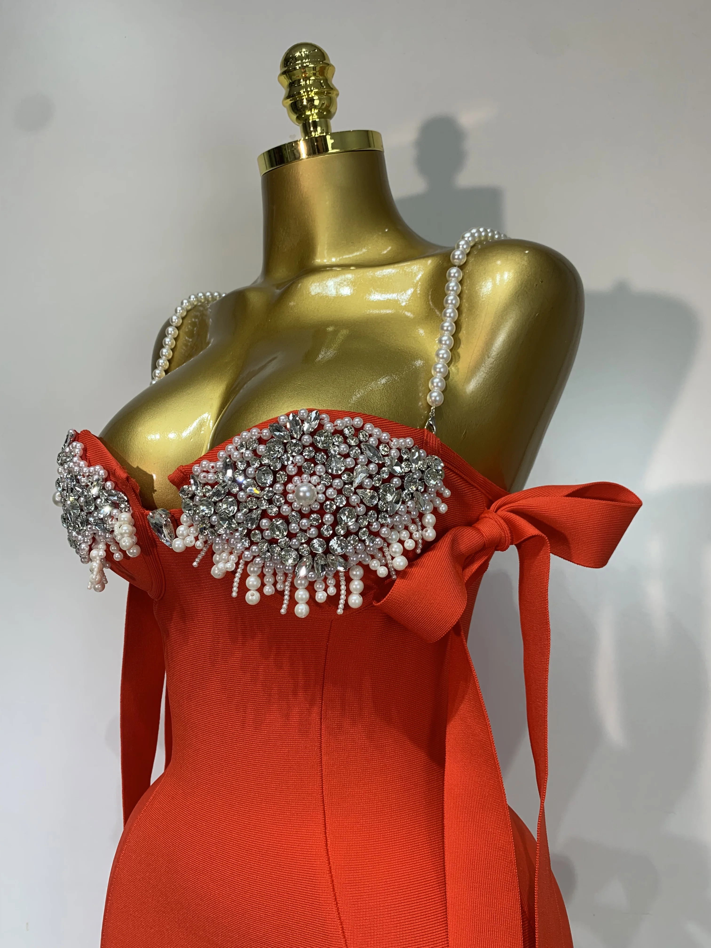 Women Sexy Backless Pearl Diamonds Crystal Bodycon Bandage Dresses Celebrity Elegant Evening Party Club Dress Vestido