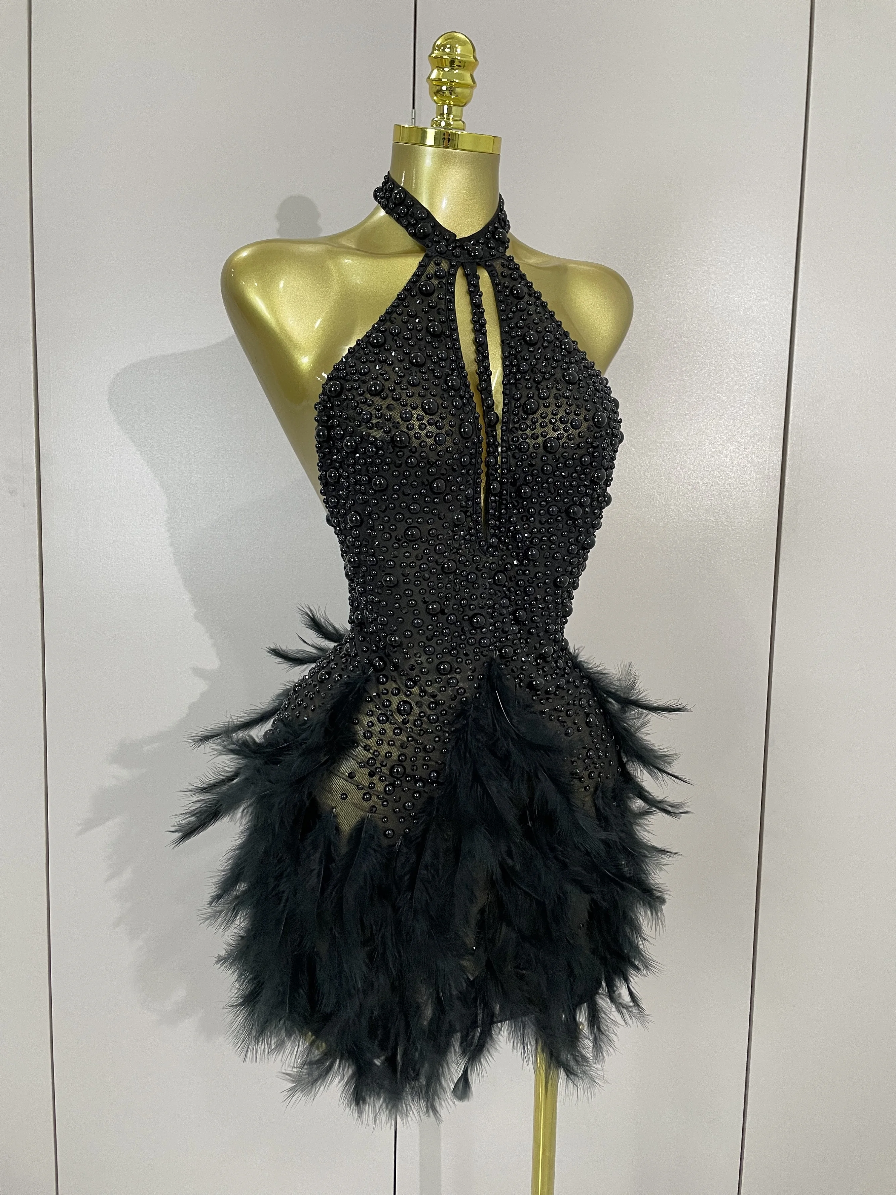 Women Luxury Rhinestones Pearls Feathers Halter Backless Short Dress Women Sexy Celebrate Birthday Dress Nightclub Stage Costume