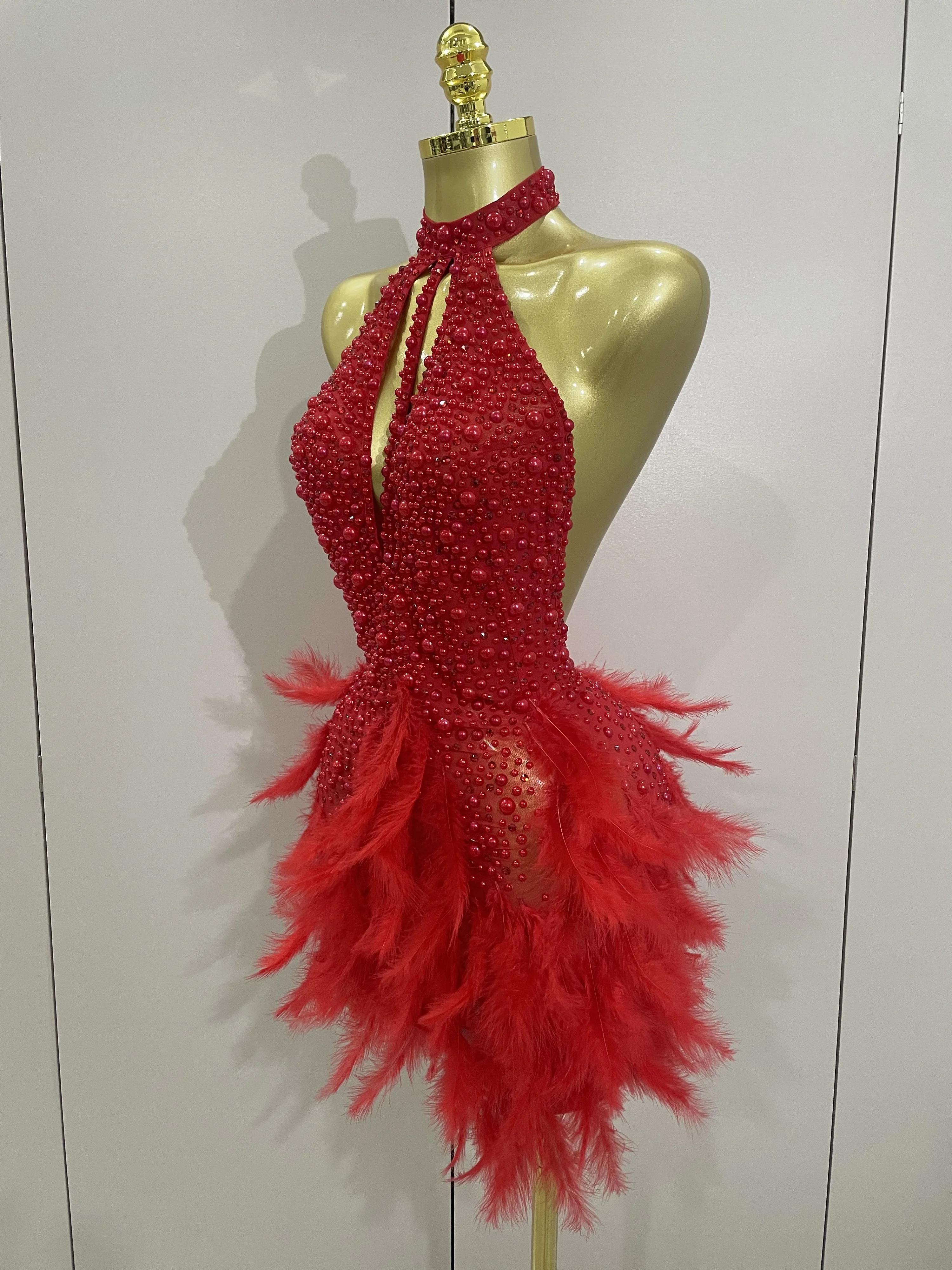 Women Luxury Rhinestones Pearls Feathers Halter Backless Short Dress Women Sexy Celebrate Birthday Dress Nightclub Stage Costume