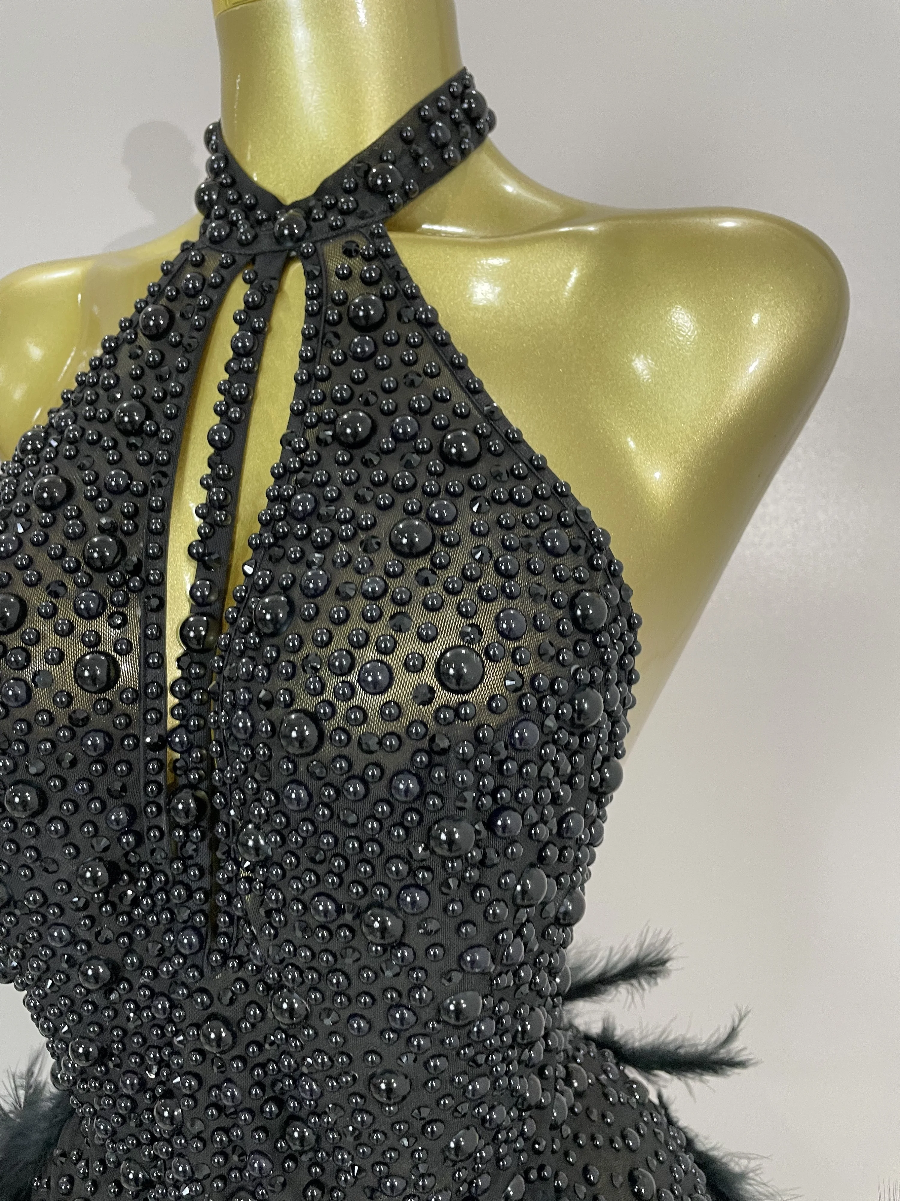 Women Luxury Rhinestones Pearls Feathers Halter Backless Short Dress Women Sexy Celebrate Birthday Dress Nightclub Stage Costume
