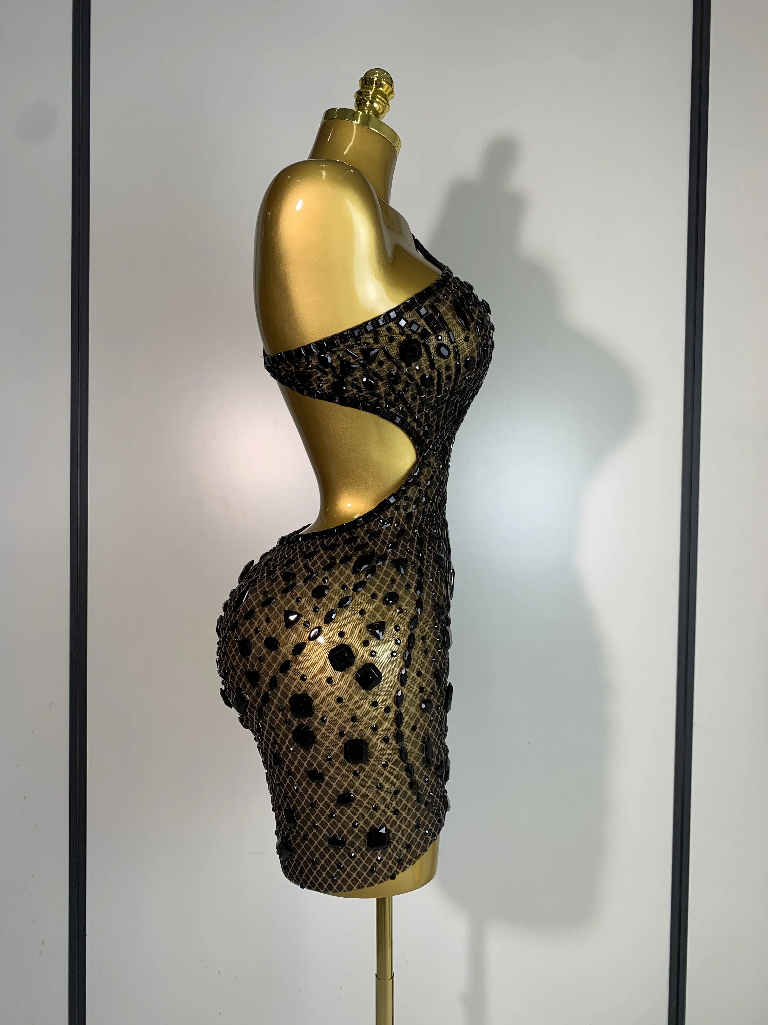 Sexy Sparkly Diamond Backless Short Dress 2025 Women Sleeveless Mesh See Through Evening Birthday Gown Singer Stage Outfit