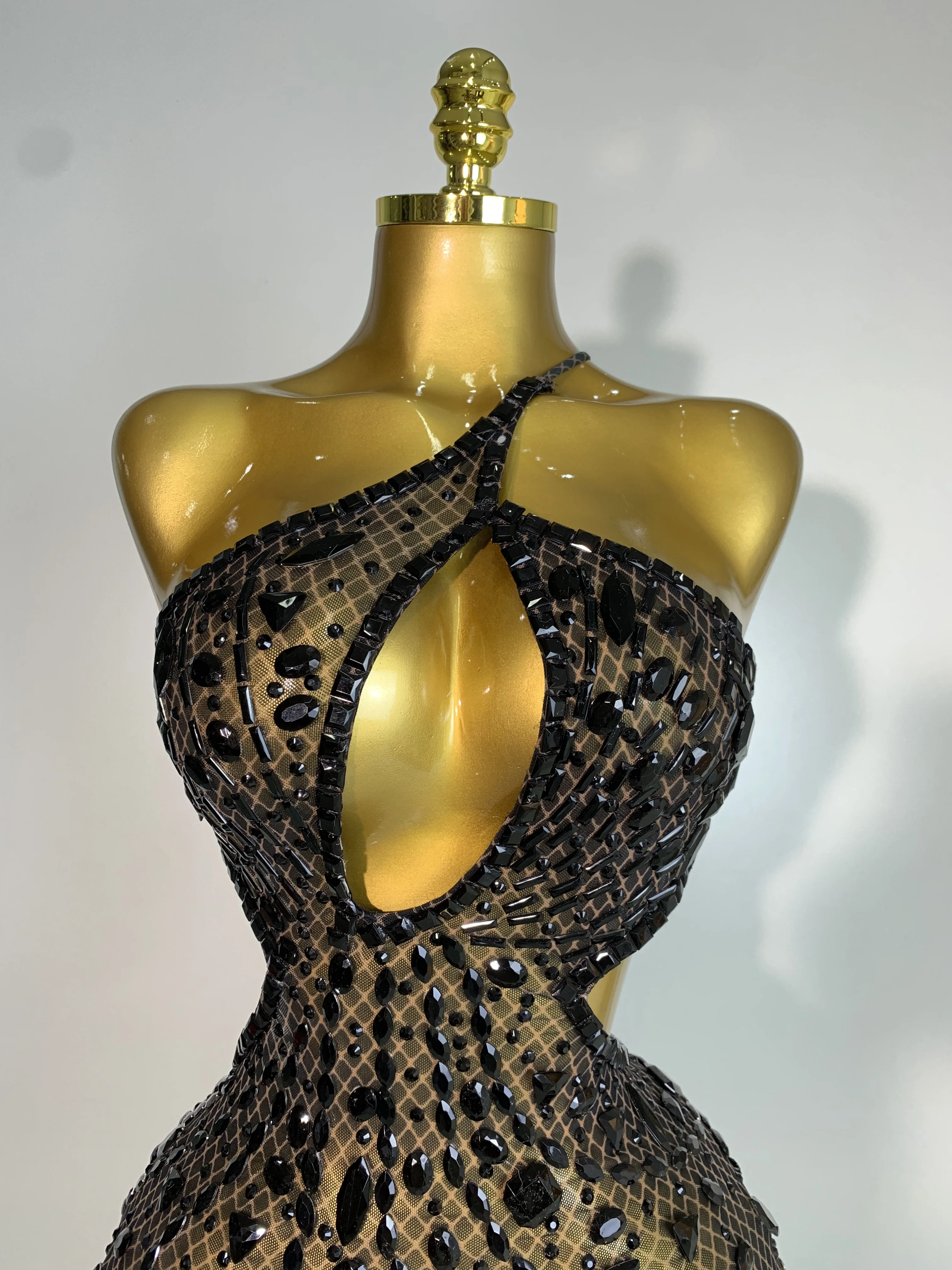 Sexy Sparkly Diamond Backless Short Dress 2025 Women Sleeveless Mesh See Through Evening Birthday Gown Singer Stage Outfit