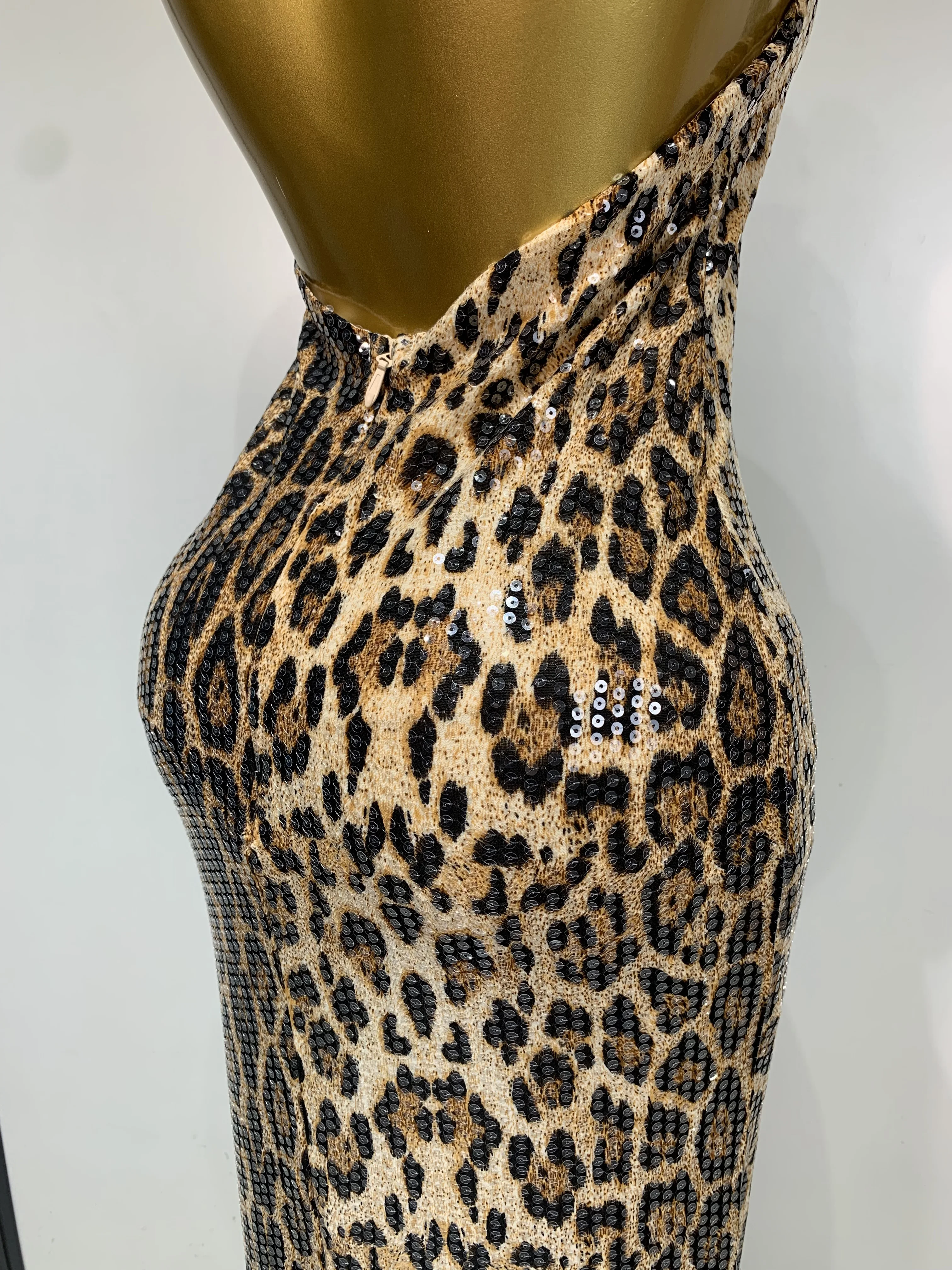 Women Sexy Sleeveless Halter Backless Leopard Sequin Mermaid Maxi Long Dress Bodycon Evening Party Celebrity Elegant Dress