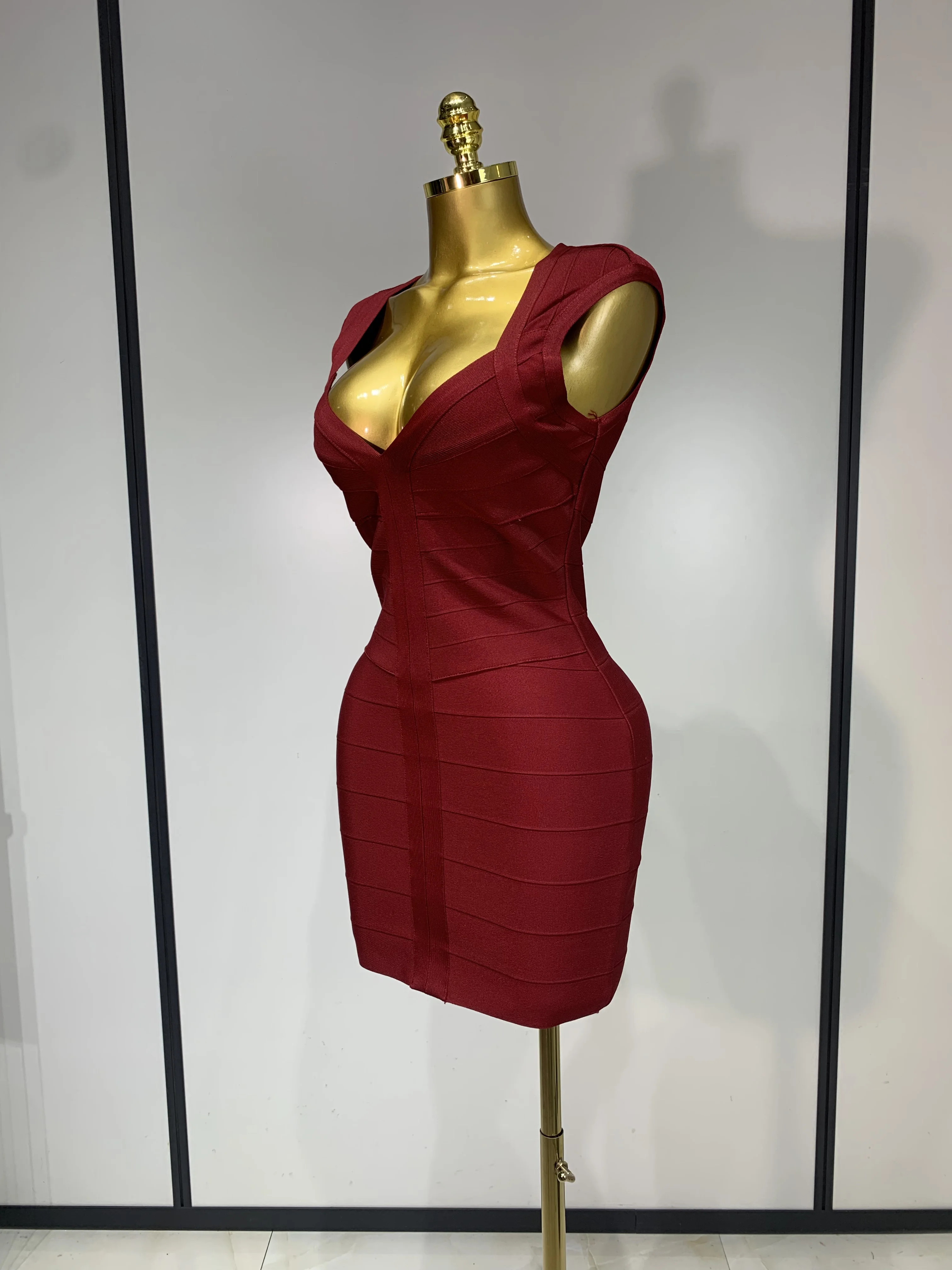Women Sexy Sleeveless Deep V-neck Bodycon Mini Bandage Dresses Elegant Evening Party Luxury Birthday Club Prom Gown
