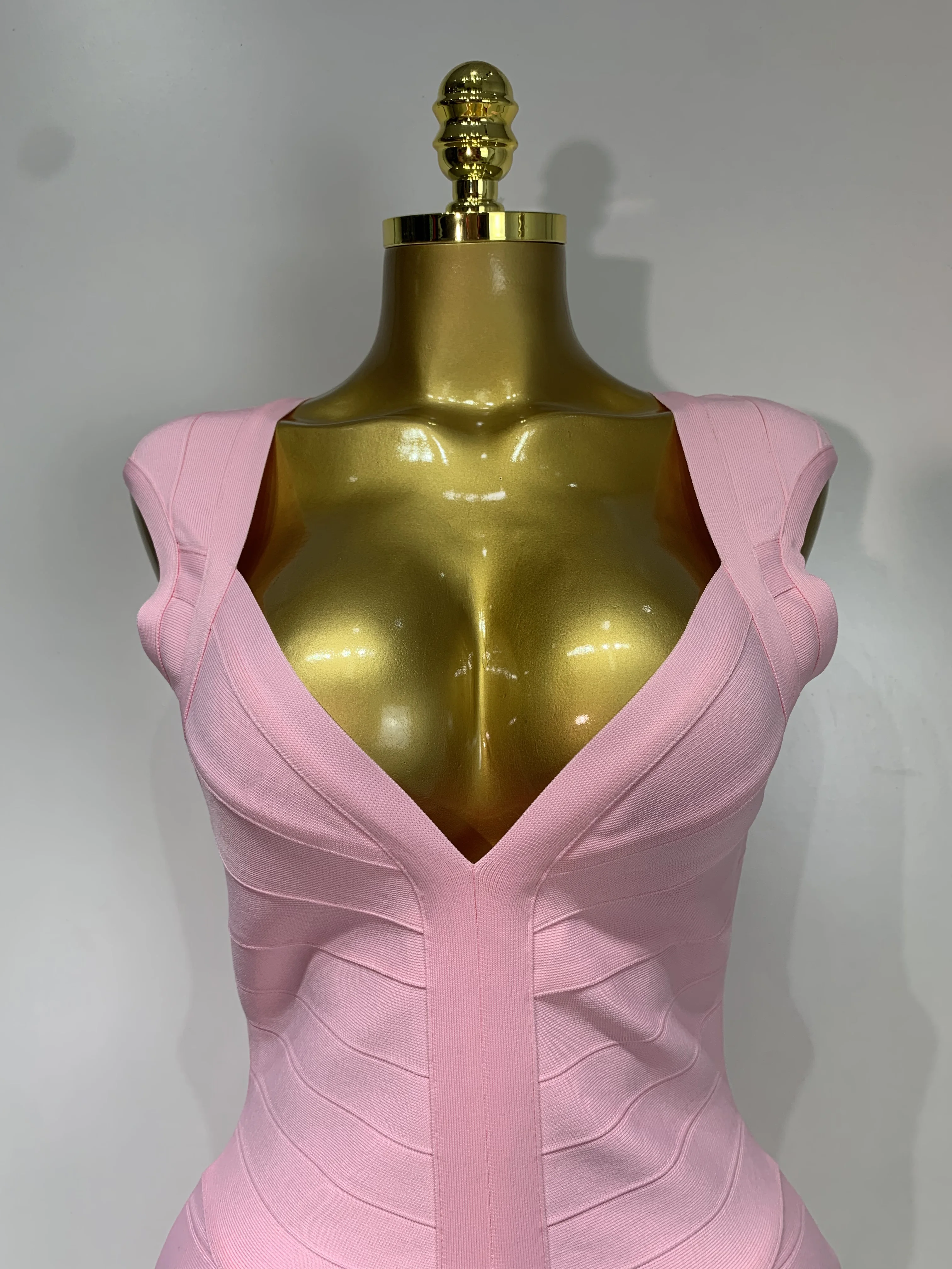 Women Sexy Sleeveless Deep V-neck Bodycon Mini Bandage Dresses Elegant Evening Party Luxury Birthday Club Prom Gown