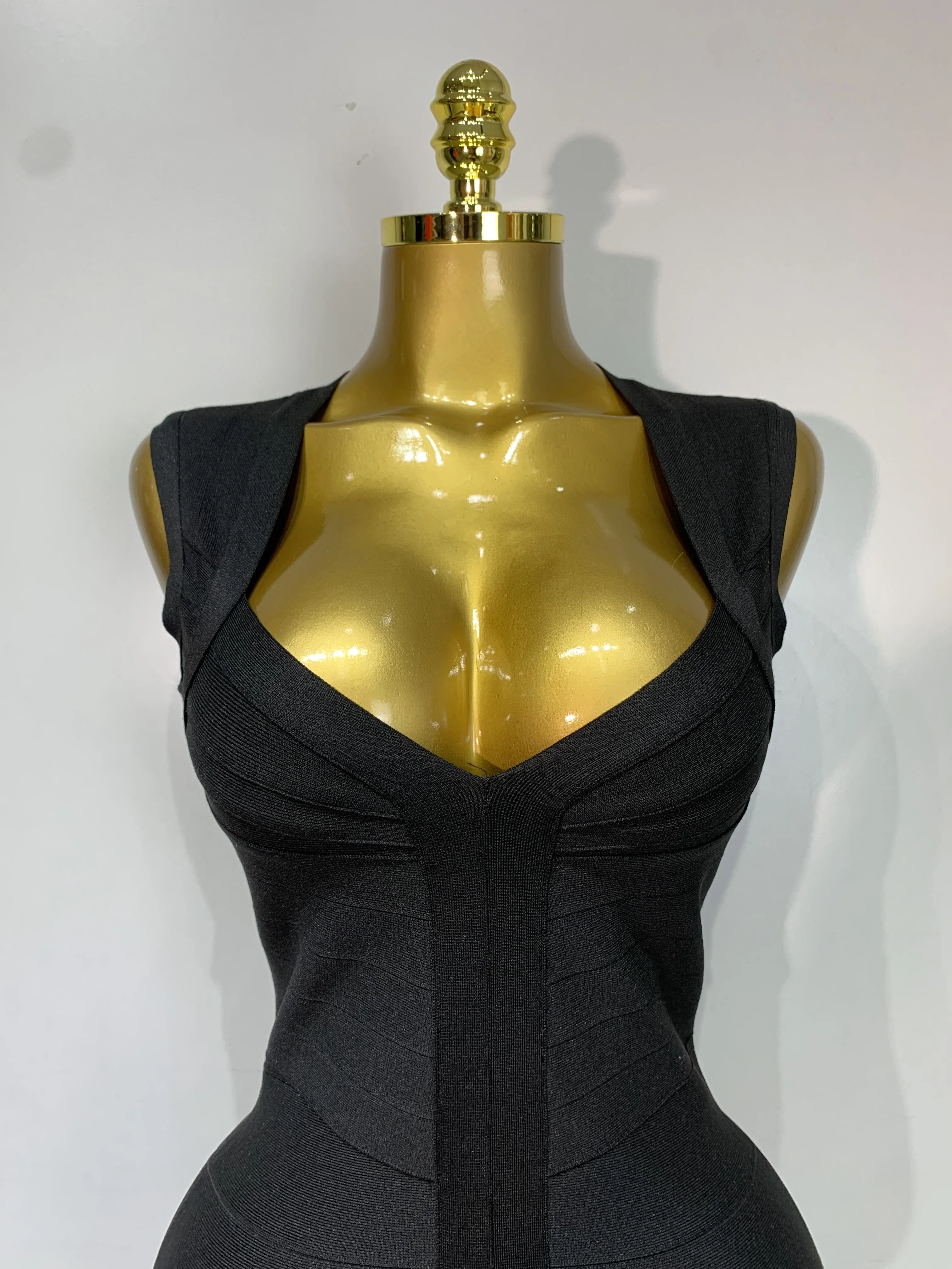 Women Sexy Sleeveless Deep V-neck Bodycon Mini Bandage Dresses Elegant Evening Party Luxury Birthday Club Prom Gown