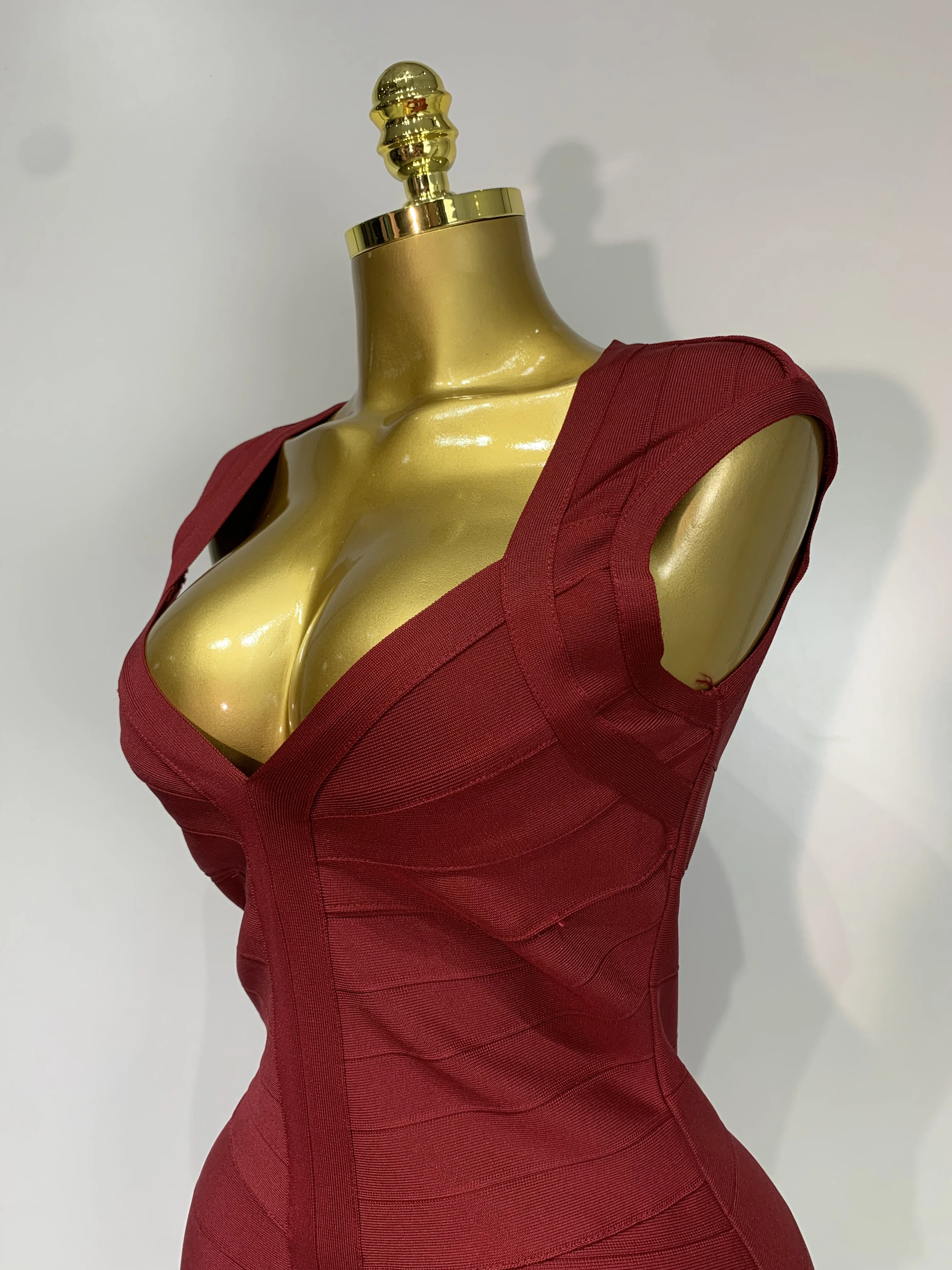 Women Sexy Sleeveless Deep V-neck Bodycon Mini Bandage Dresses Elegant Evening Party Luxury Birthday Club Prom Gown